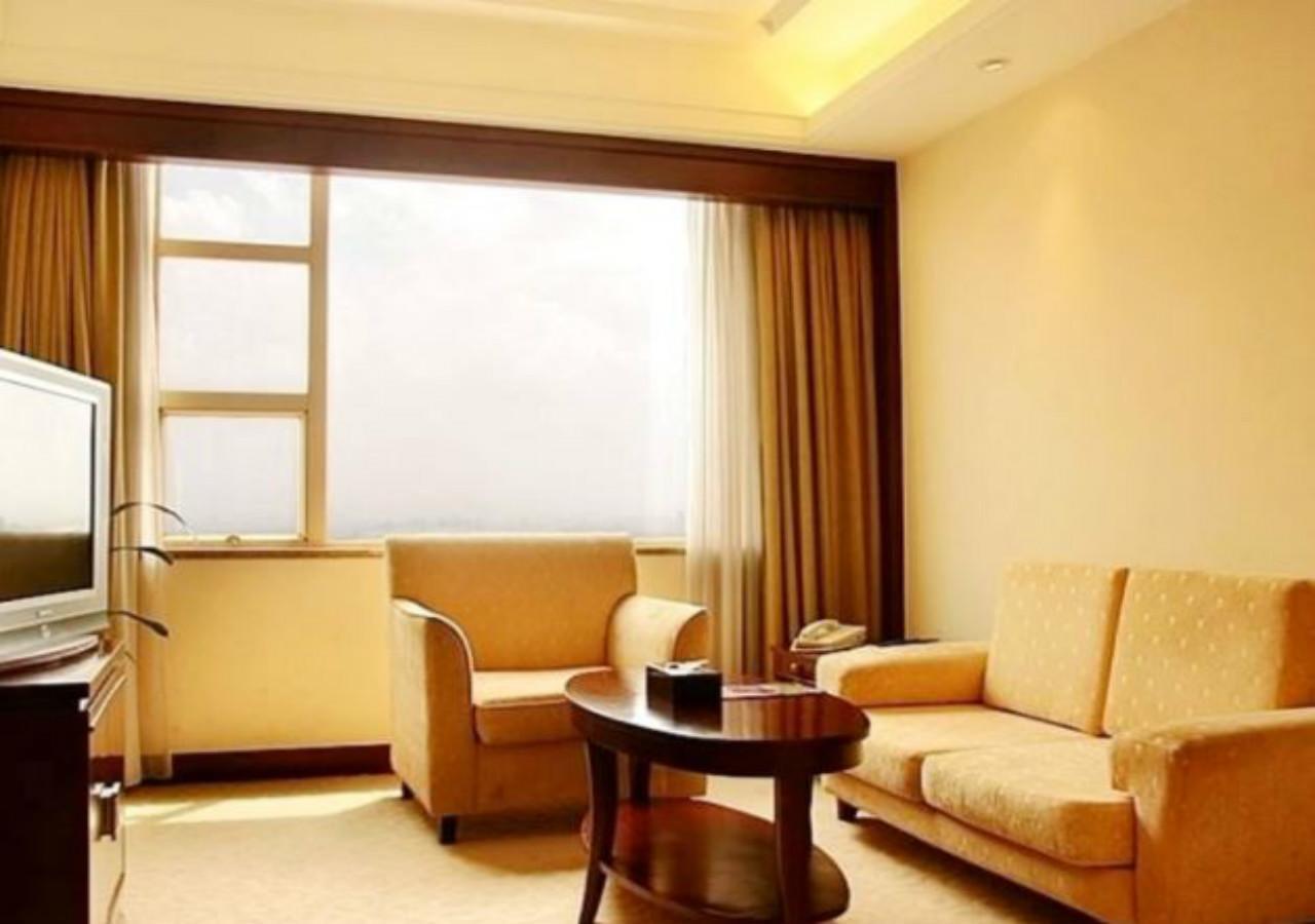 Harbour Metropolis Hotel Фошан Екстериор снимка