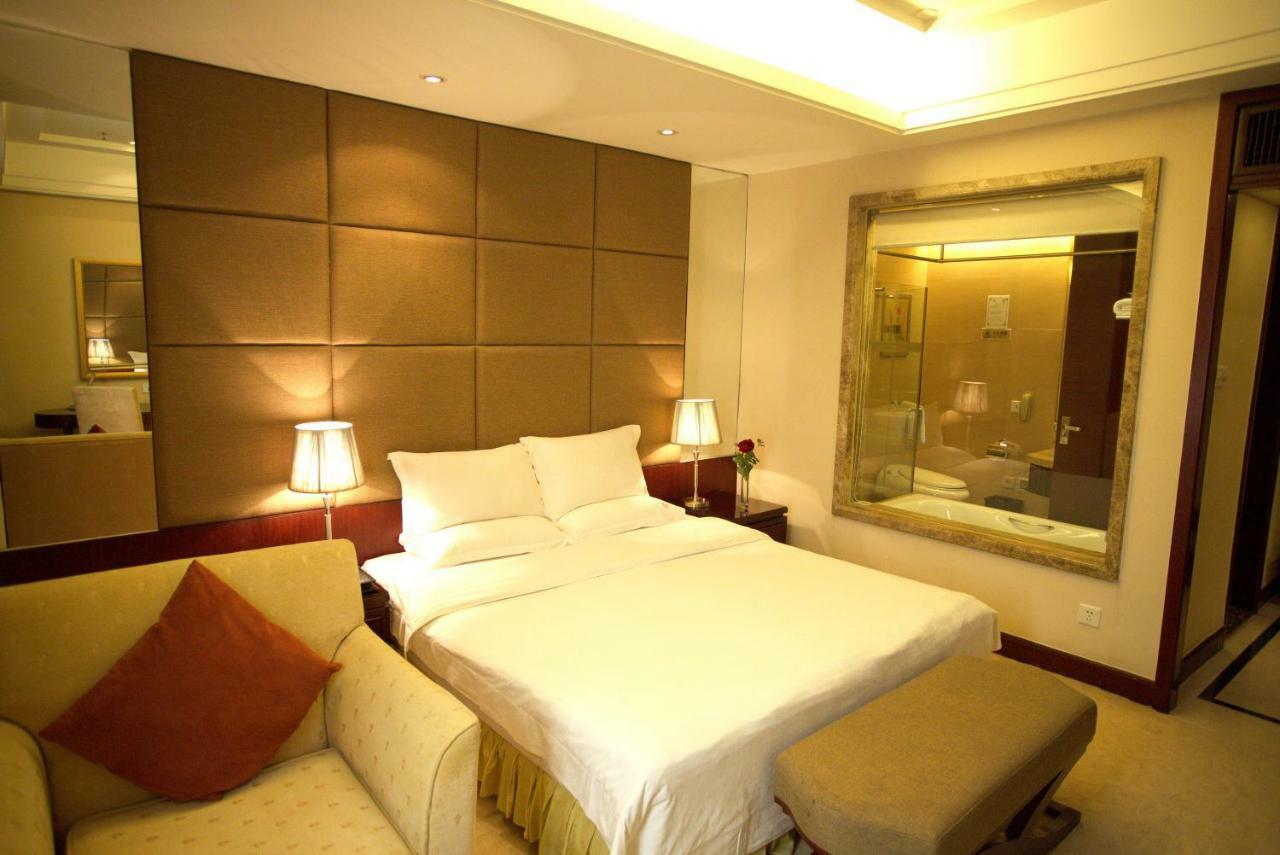 Harbour Metropolis Hotel Фошан Екстериор снимка