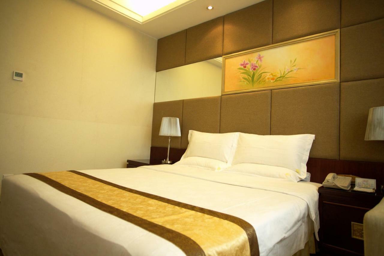 Harbour Metropolis Hotel Фошан Екстериор снимка