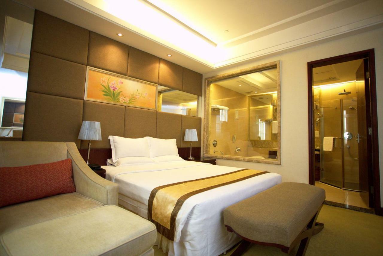 Harbour Metropolis Hotel Фошан Екстериор снимка